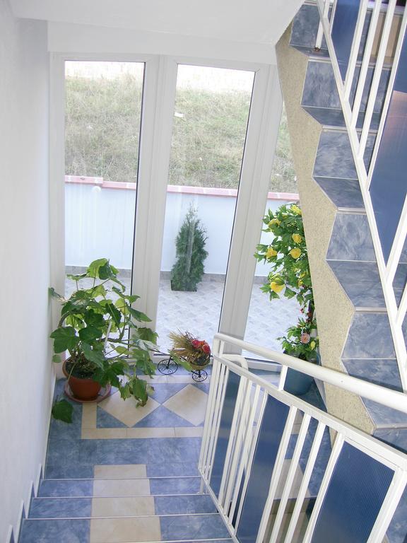 Sianie Guest House Ravda Exterior foto