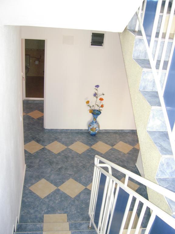 Sianie Guest House Ravda Exterior foto